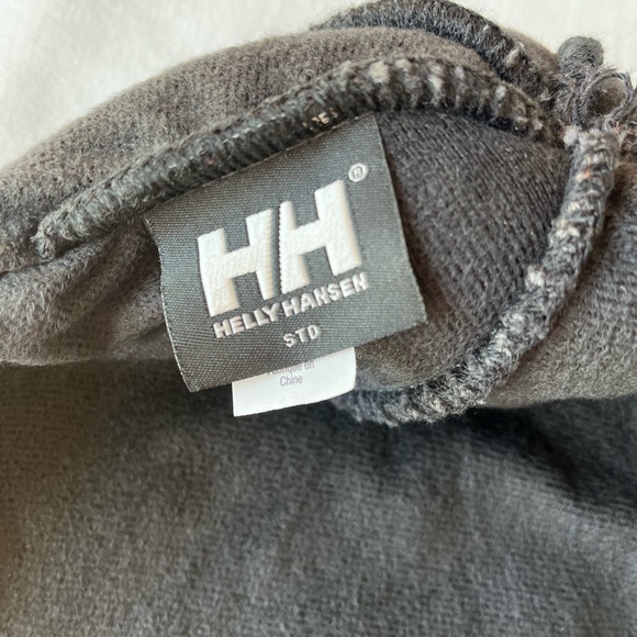 Helly Hansen Black and White Knit Hat - Picture 5 of 8